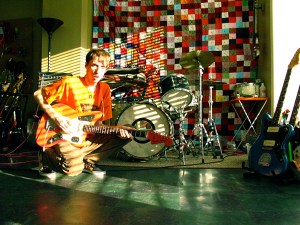 xATLAS SOUND: On Track