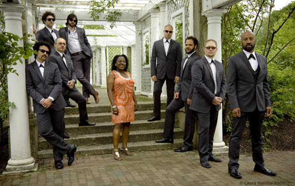 Sharon Jones & the DapKings Sharon Jones & the DapKings