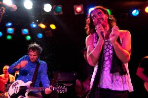 You Ought To Be In Pictures: The Ballad Of Mike Viola