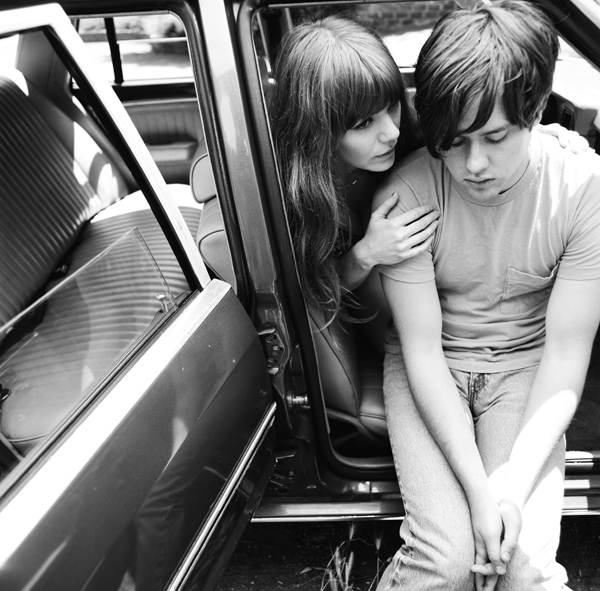 jenny_and_johnny_and_car