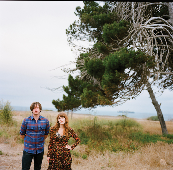 jenny_and_johnny_and_tree2