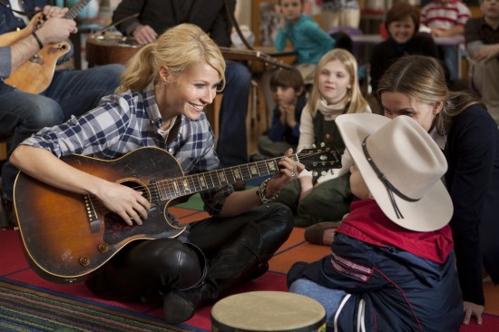 country-strong-movie-photo-01-550x366