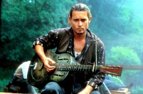johnny-depp-chocolat-roux-guitar