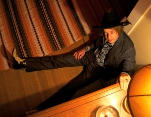 Daily Discovery: Chris Altmann, “Walk On (You’re Slowly Heading Home)”