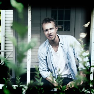 Daily Discovery: Stephen Gordon, “Thief In The Night”
