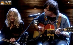 Ryan Adams Performs “Shining Through The Dark” On Conan