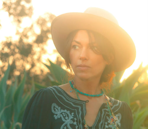 susanna_hoffs_-press_shot_(jonathon_kingsbury)