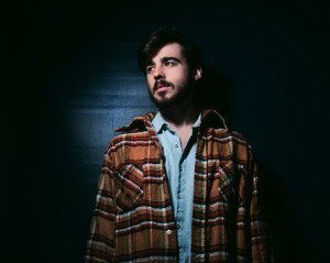 Song Premiere: Loren Benjamin, “Live & Die”