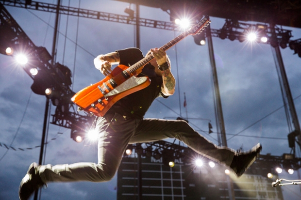 130719-Pearl-Jam-at-Wrigley-Field-05_1