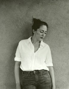 Video Premiere: Tracy Shedd, “Broken Arrows”