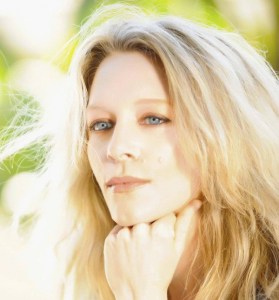 Song Premiere: Melanie Devaney, “One Little Teardrop”