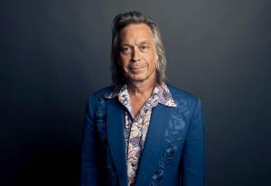 Jim Lauderdale Goes Hardcore Country