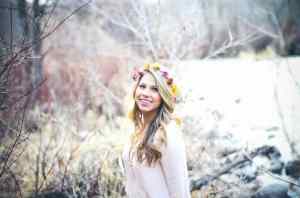 Song Premiere: Lucy Scholl, “Blue Eyes”