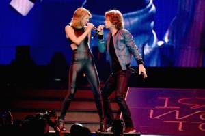 Taylor Swift Conquers Nashville With A Little Help from Mick Jagger