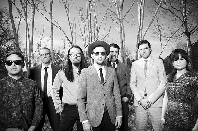  Paul Defiglia, Mike Marsh, Joe Kwon, Scott Avett, Bob Crawford, Seth Avett and Tania Elizabeth. Photo courtesy of the artist.