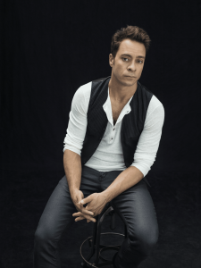 Song Premiere: Amos Lee, “Spirit”