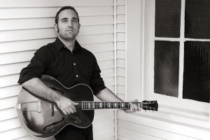 Song Premiere: Curtis McMurtry, “Wrong Inflection”