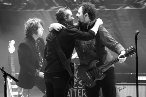 With A Little Help From Jason Isbell, Drive-By Truckers Deliver Scorching Set At The Ryman