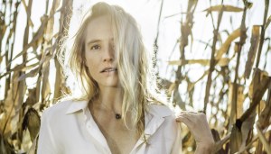 Watch Lissie’s Spacey New Video For “Best Days”