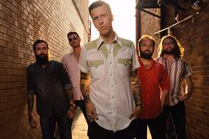 Stream American Aquarium’s New Album Things Change
