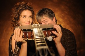 Béla Fleck and Abigail Washburn:  A Delicate Balance