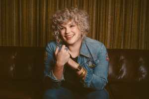 Lauren Morrow Pays Tribute To Her Mother With “Viki Lynn”