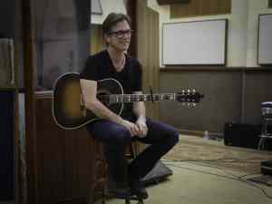 Acclaimed Songwriter Dan Wilson Debuts New Track “Fly Safe”