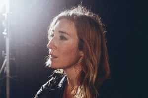 Erika Wennerstrom Covers Bobbie Gentry’s “Louisiana Man” With Mercury Rev