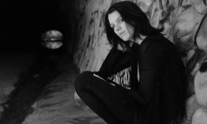 Eden Iris Shares Soulful Video for Third Single “Worse Things”