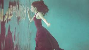 Kris Angelis Discovers Pain In Beauty With New Video, “That Siren, Hope”