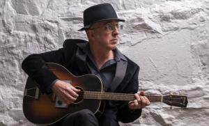 Chris Maxwell Discusses Indie-Folk Jam, “New Store No. 2”