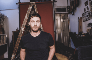 Daily Discovery: Howard Gets Introspective On New EP, ‘Extended Play’