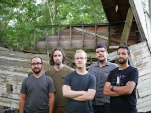 Daily Discovery: Extra Medium Pony Share “Something Beautiful,” Announce ‘Traffic’ LP