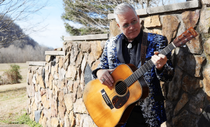 Gary Brewer is “Goin’ Up Shell Creek” with the Travelin’ McCourys