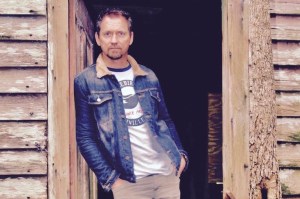 ‘Left of Sinner’ Finds Jimmy Yeary Delivering Music with Meaning