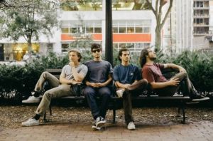 Hollyy Channels Stax-flavored Soul With “Nobody Loves Me (Like You Do)”