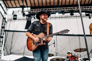 “Just Having One” Is The Summer Anthem Song Country Singer Matt Farris Has Been Waiting To Release