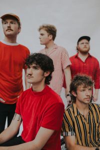 Heffner Premieres Video For “All Alone, Baby”