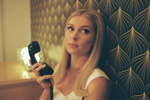 Karen Hardy’s “Really Wanna” Is A Feel-Good Throwback To ‘90s R&B