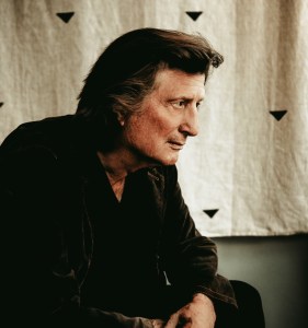 Chris Smither Returns to “Lonely Time” 50 Years Later, Readies 18th Album ‘More From the Levee’