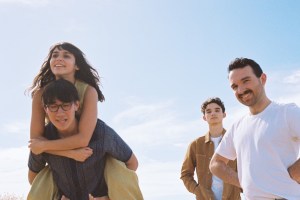 The Greeting Committee Releases Intimate Live Performance Of “Gold Star”