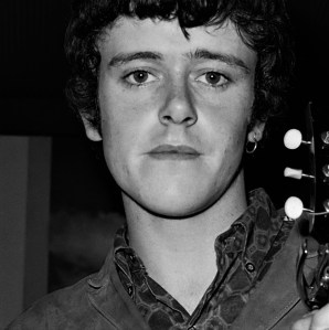Behind the Song: “Catch The Wind” by Donovan