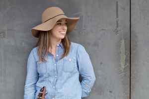 Grace Bernicker Gives Soul Root Interpretation to “Stay”
