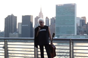 Ricky Byrd Talks His Life in Recovery and How He is Using Rock and Roll to Help Others