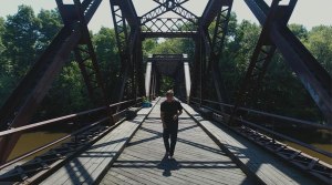 Pete Muller Discusses, Premieres His Latest Track “God and Democracy”