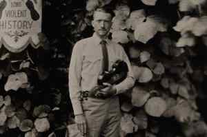 Tyler Childers Drops ‘Long Violent History’ With Pointed Message