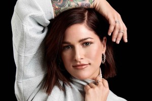 Cassadee Pope’s Most Honest Songwriting Led to the Creation of Her Authentic EP ‘Rise and Shine’