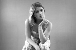 Jodi Valentin Is Happy To Embrace “Hindsight” on New Single