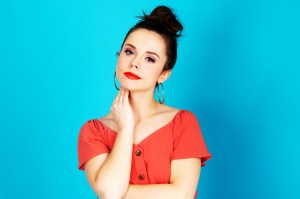Sierra Hull Releases First Animated Music Video with Single, ‘Beautifully Out Of Place’