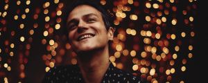Jamie Cullum Discusses His Delightful ‘The Pianoman at Christmas’